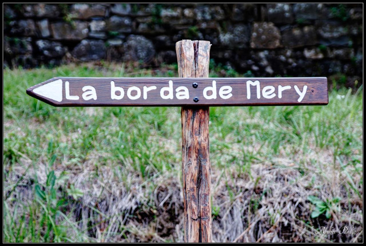 La Borda De Mery. Charo Luaran gambar